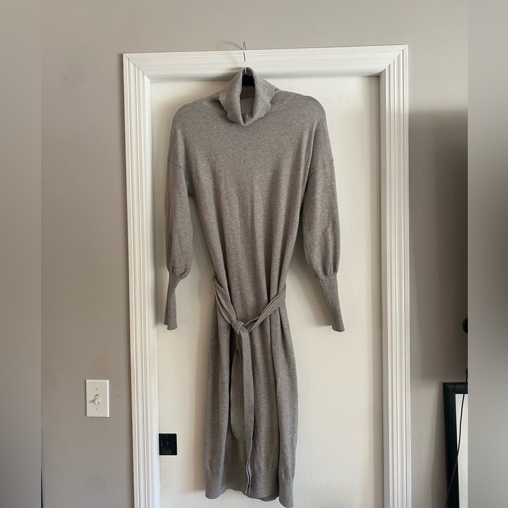 Evereve Adelyn Midi Gray Sweater Dress size Small B131 - Picture 4 of 7